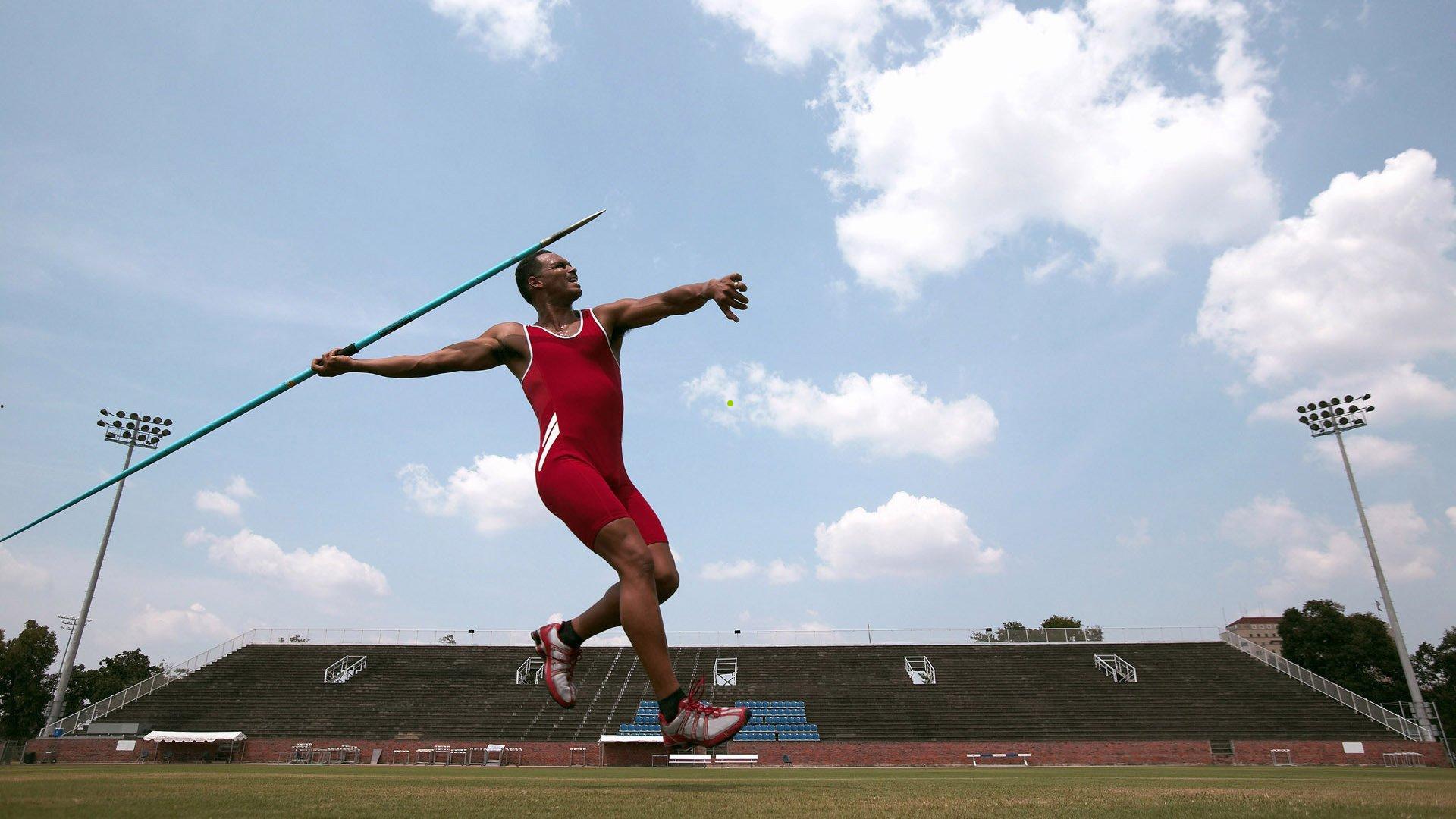 竞然如此即将闪耀荧屏，体育电竞传奇齐聚，共叙追光征程